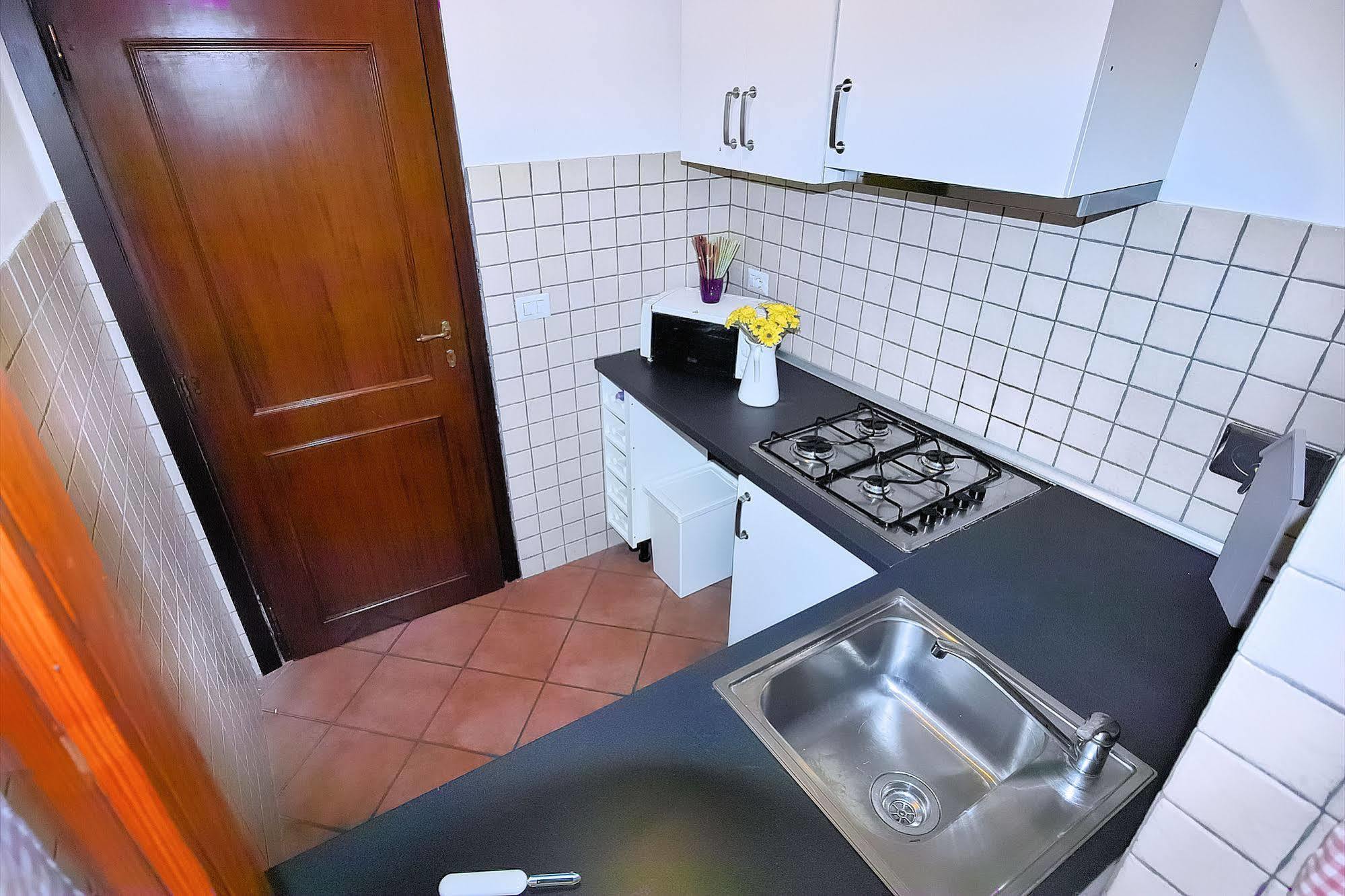 Cortile House Apartment โรม ภายนอก รูปภาพ